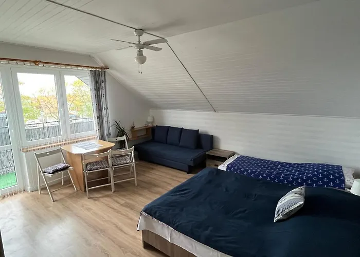 Martyna-pokoje Blisko Plazy *