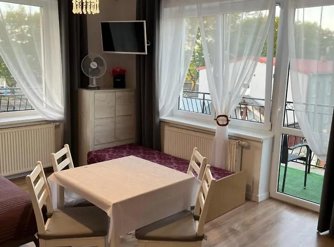 Martyna-pokoje Blisko Plazy